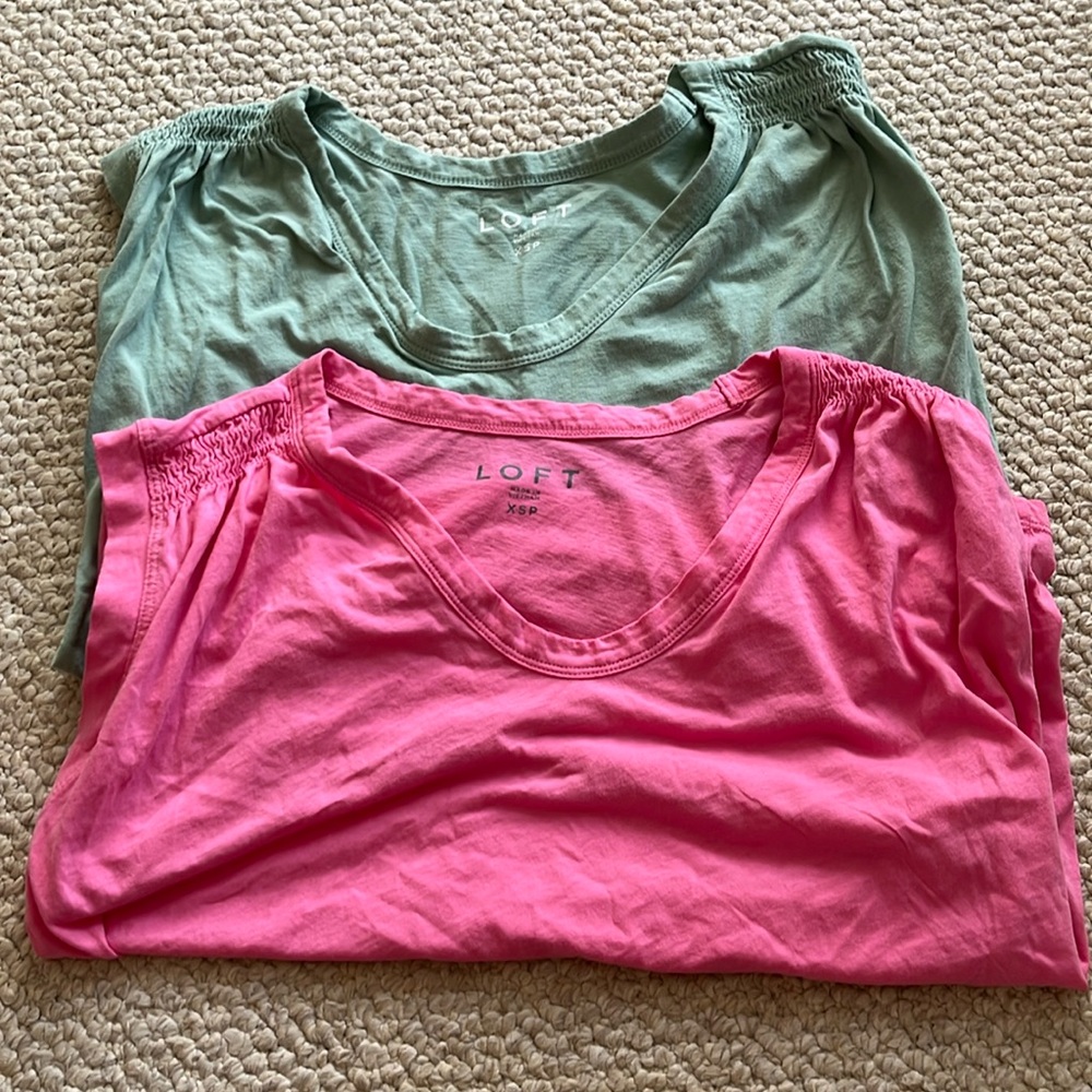 2 loft xs P tees